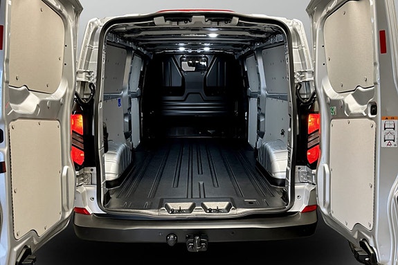 Ford Transit Custom 16 of 19