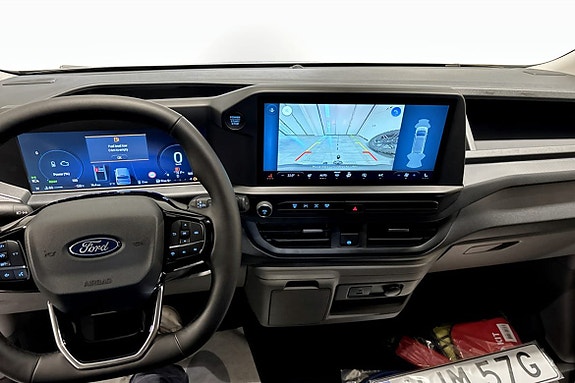 Ford Transit Custom 8 of 19