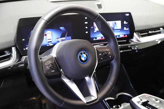 BMW X1 8 of 13