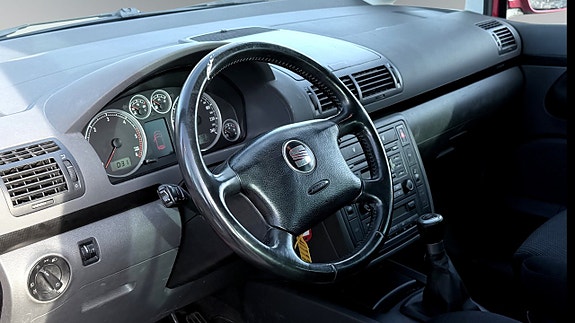 Seat Alhambra 3 of 5