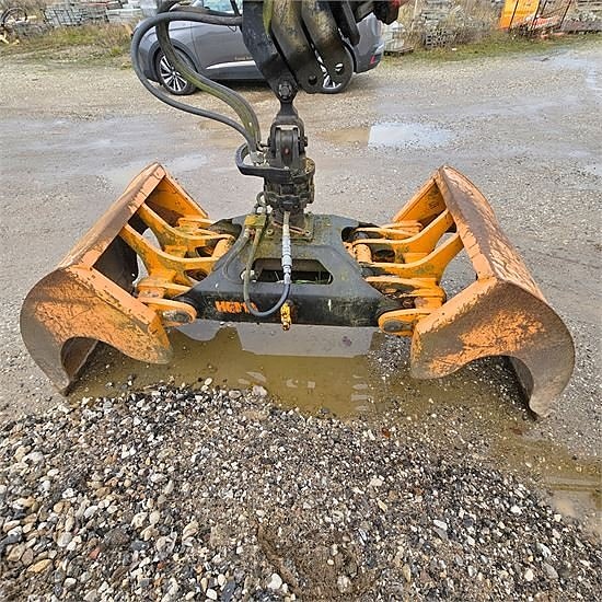 HMF 2120K-4 RC 21 of 30