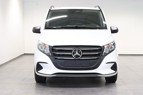Mercedes-Benz Vito 116 2 of 5