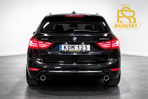 BMW 220d 7 of 19