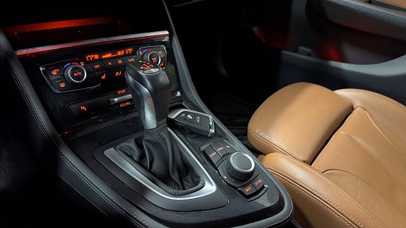 BMW 220d 11 of 19