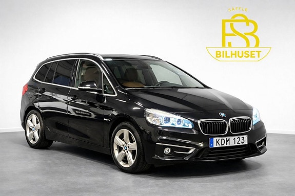 BMW 220d 2 of 5