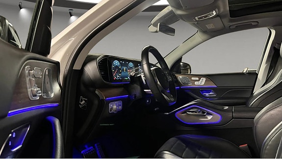 Mercedes-Benz GLE350 de 5 of 5