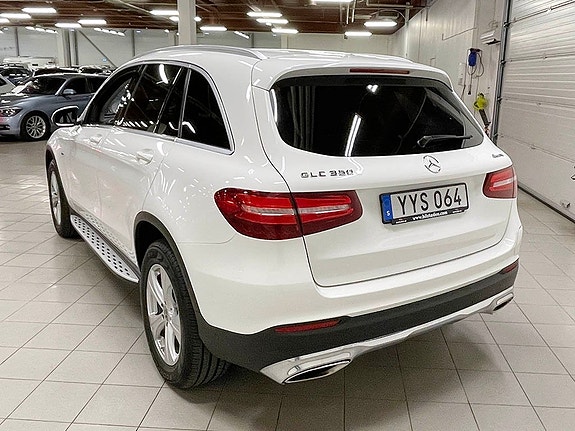 Mercedes-Benz GLC350 e 3 of 5