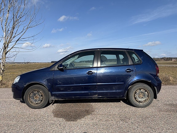 Volkswagen Polo 3 of 5