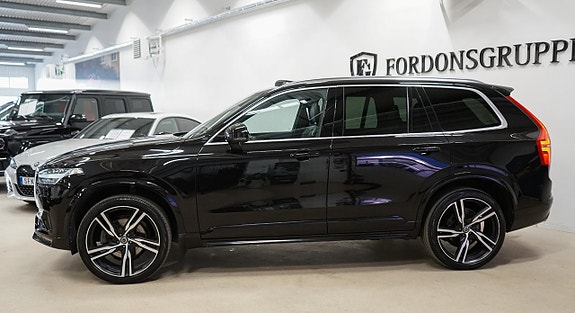 Volvo XC90 4 of 5