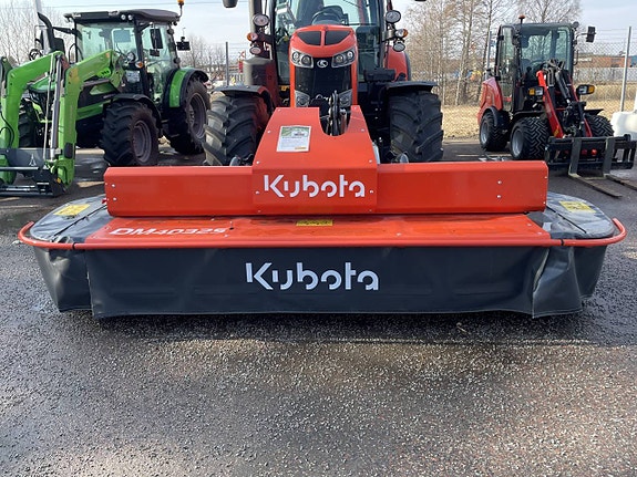 Kubota Butterflyekipage  DM3087 och DM4032S
