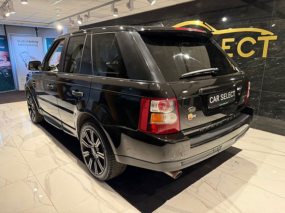 Land Rover Range Rover Sport 3 of 5