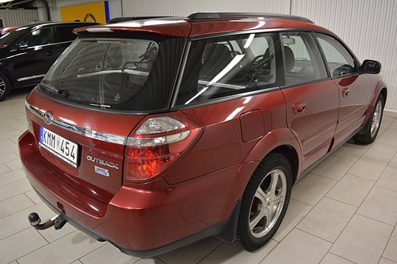 Subaru Outback 6 of 15