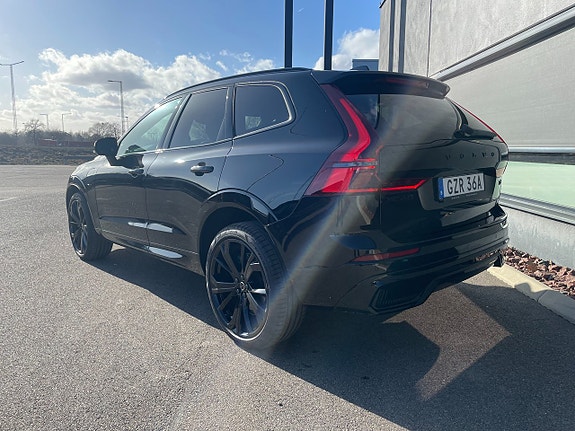 Volvo XC60 3 of 9