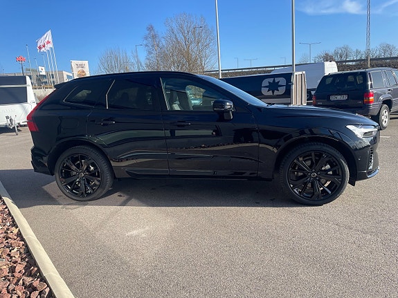 Volvo XC60 5 of 9