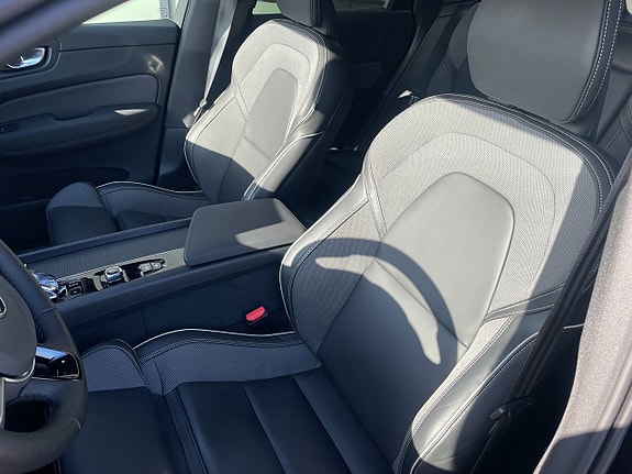 Volvo XC60 9 of 9