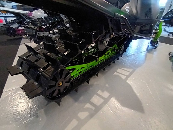 Arctic Cat Riot X 858 146"  G8 2025 5 of 7