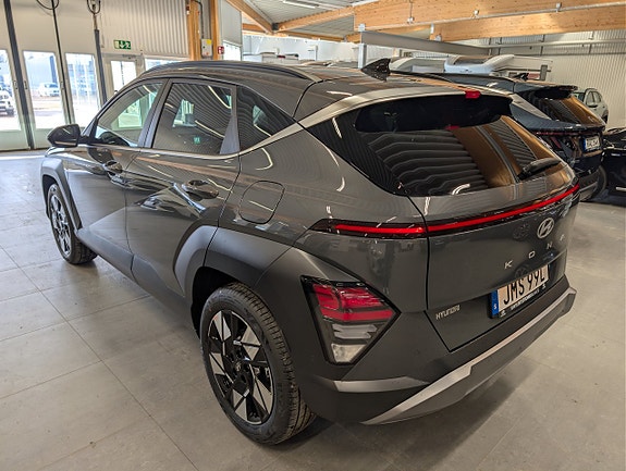 Hyundai Kona 3 of 5