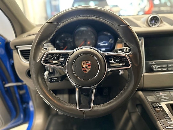 Porsche Macan S 12 of 23