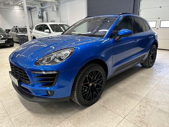 Porsche Macan S 3 of 5