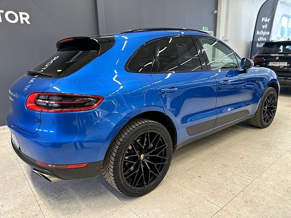 Porsche Macan S 8 of 23