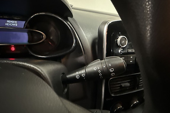 Renault Clio 17 of 23