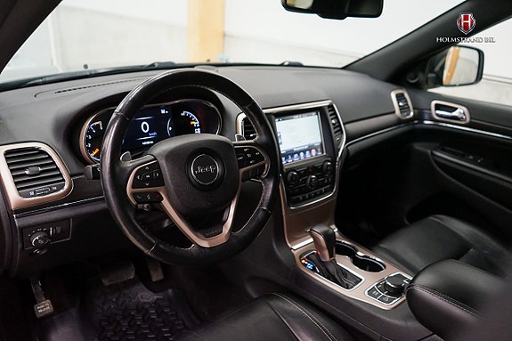 Jeep Grand Cherokee 8 of 25