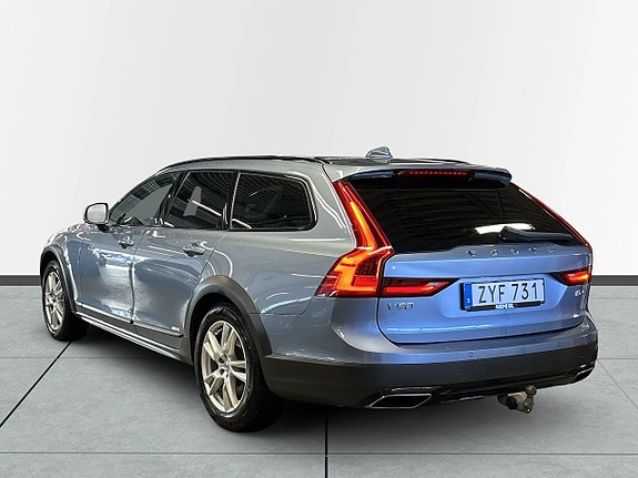 Volvo V90 Cross Country 5 of 5