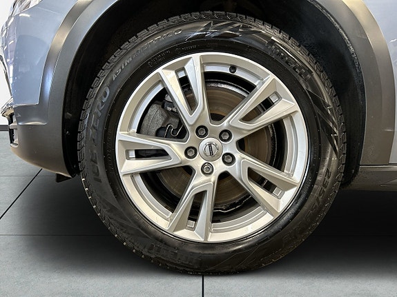 Volvo V90 Cross Country 14 of 23