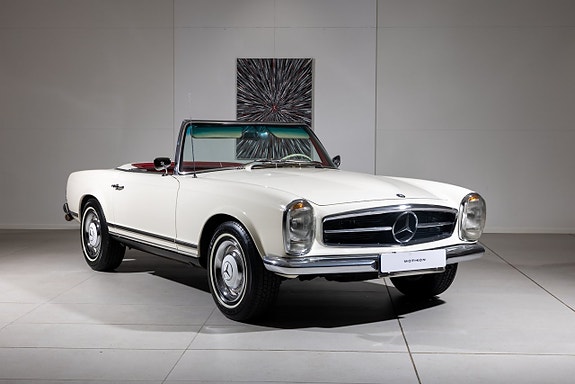 Mercedes-Benz 230 SL