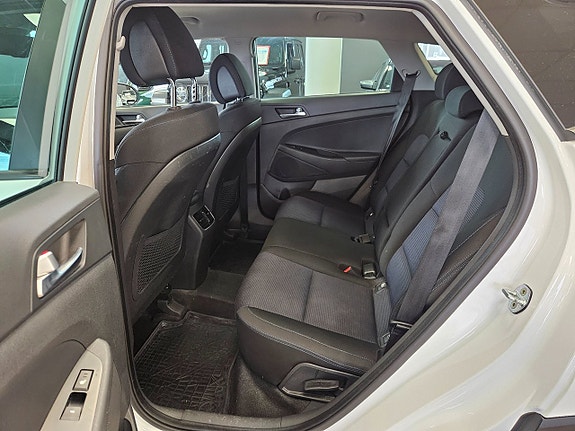 Hyundai Tucson 14 of 15
