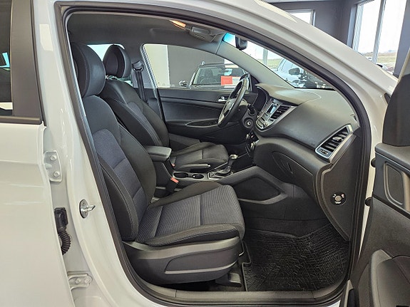 Hyundai Tucson 12 of 15