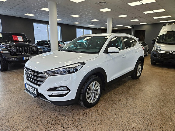 Hyundai Tucson 3 of 5