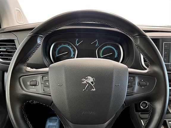 Peugeot e-Expert 9 of 15