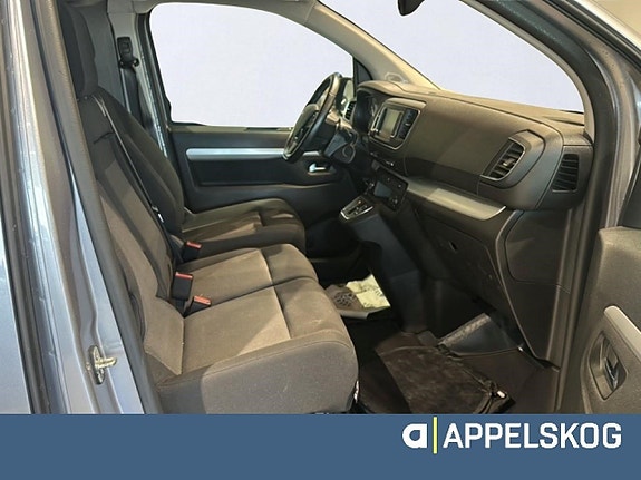 Peugeot e-Expert 10 of 11