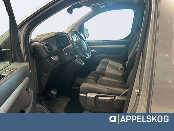 Peugeot e-Expert 9 of 11