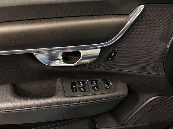 Volvo V90 Cross Country 24 of 25