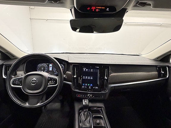 Volvo V90 Cross Country 14 of 25