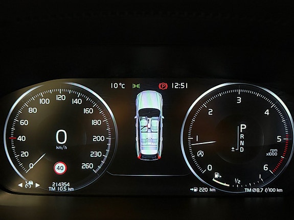 Volvo V90 Cross Country 16 of 25