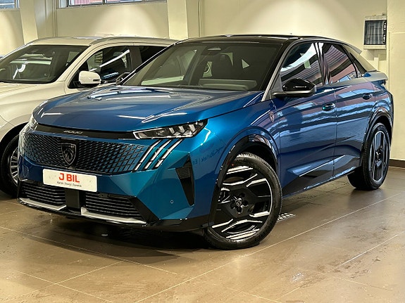 Peugeot e-3008 4 of 5