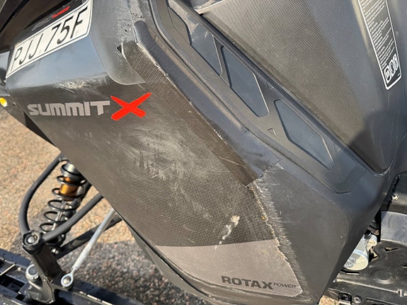 Ski-Doo Summit X 850 E-TEC TURBO 154 7 of 7