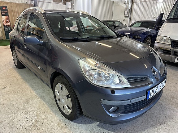 Renault Clio 4 of 12