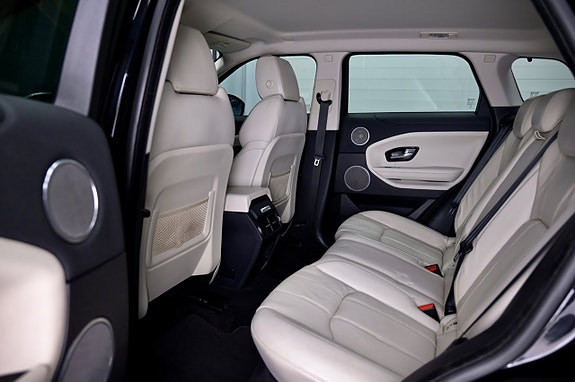 Land Rover Range Rover Evoque 9 of 24