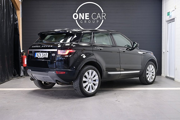 Land Rover Range Rover Evoque 5 of 5