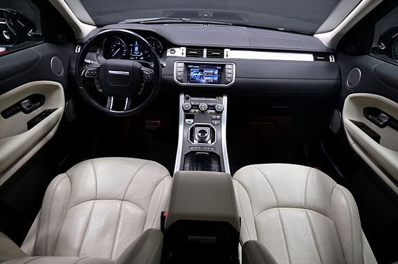 Land Rover Range Rover Evoque 15 of 24