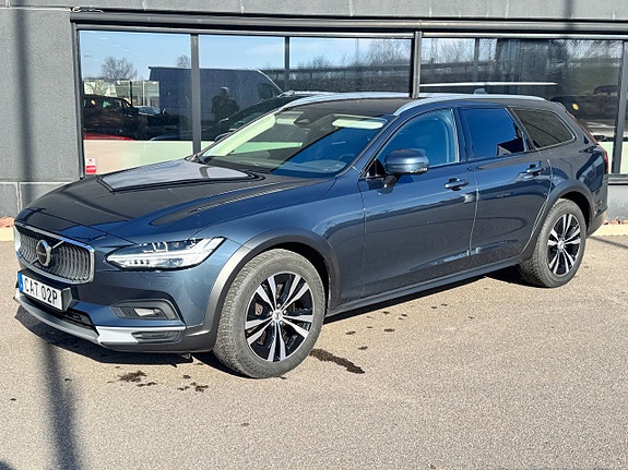 Volvo V90 Cross Country