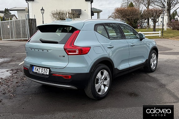 Volvo XC40 15 of 16