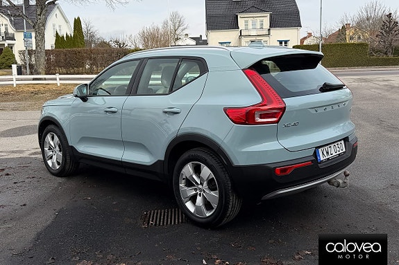 Volvo XC40 13 of 16