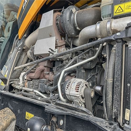 JCB Fastrac 8330 -  Only 530 hours 28 of 30