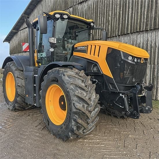 JCB Fastrac 8330 -  Only 530 hours 10 of 30
