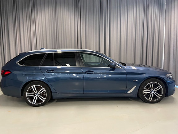 BMW 530e 4 of 27